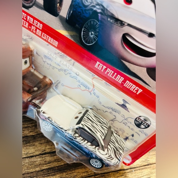 Disney Pixar Cars On The Road ROAD TRIP MATER & KAY PILLAR-DUREV ~ Metal ~ NIP - Picture 2 of 5